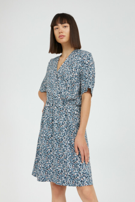 Armedangels-Damen-Kleid-airaa-primrose-foggy-blue-a