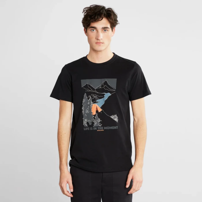 T-Shirt Stockholm Camping Moments Dedicated