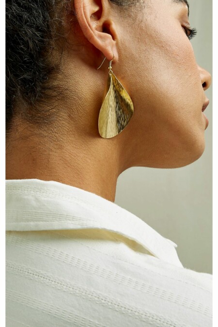 lightwear_peopletree_damen_ohrring_blatt_a_messing